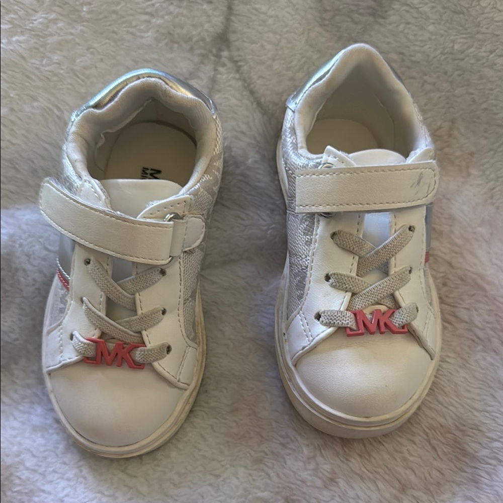 Michael Kors Kids Girl White Sneakers 6C